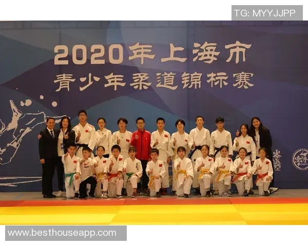 上海羽毛球队在全国锦标赛中的逆袭之路与辉煌时刻全景回顾